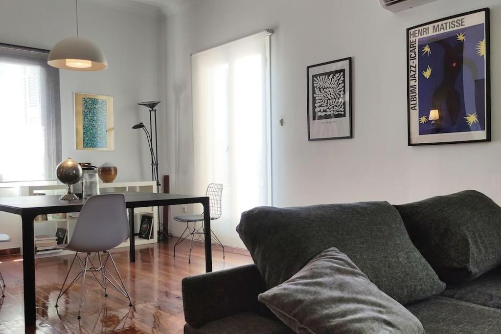 Apartment Sunny Flat Near The Sea 2 Athens